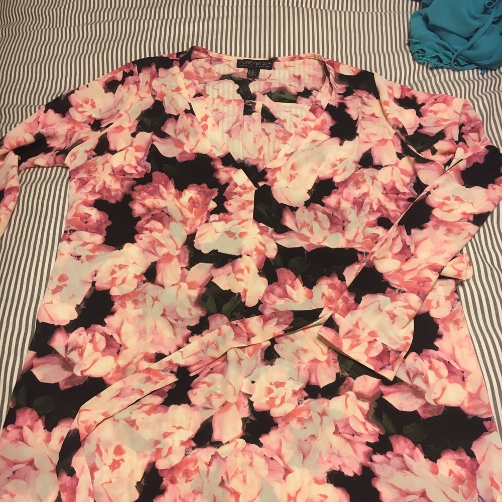 Forever 21 Belted Floral dress